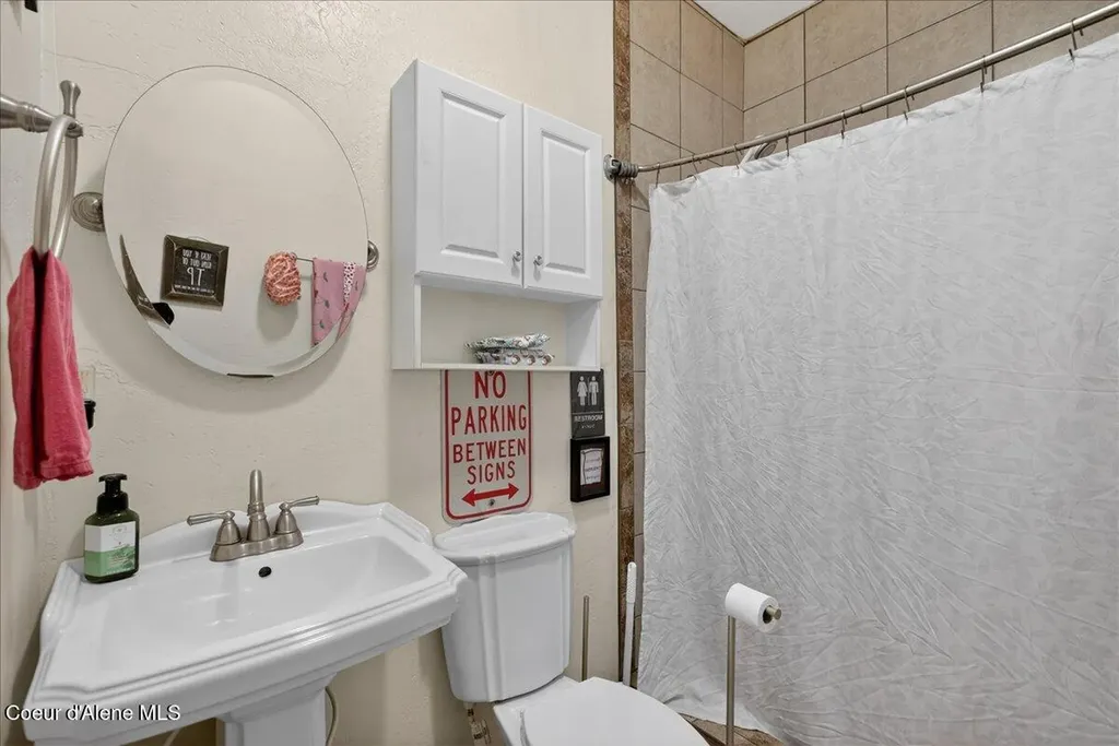 7897 W Main Street Rathdrum ID 83858