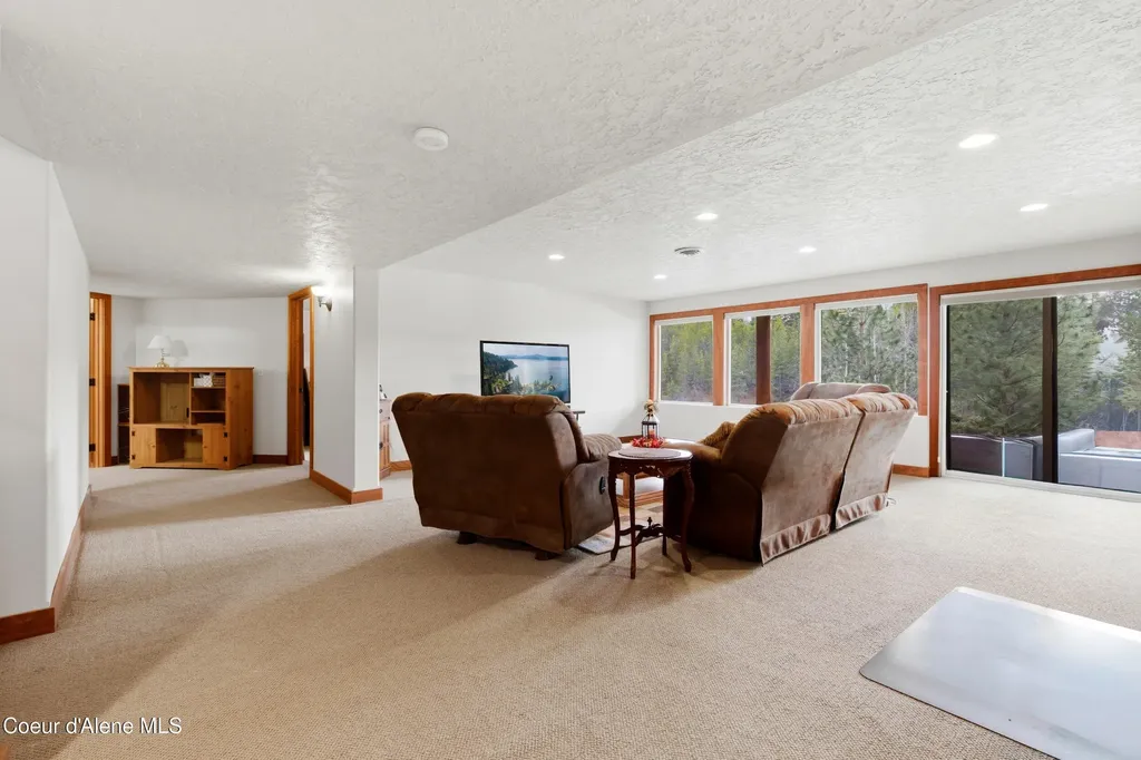 418 Hanaford Road Blanchard ID 83804