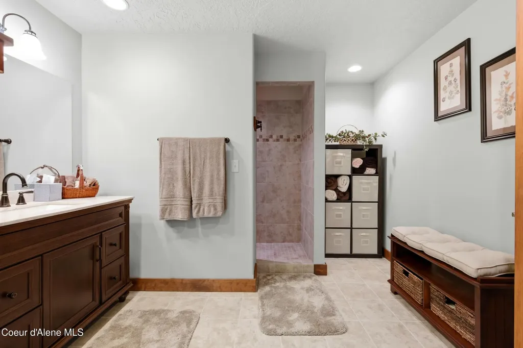 418 Hanaford Road Blanchard ID 83804