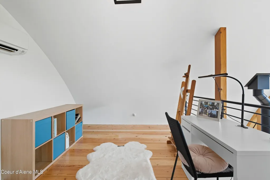 Sandpoint ID 83864