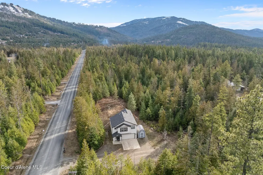 26 Discovery Way Sagle ID 83860