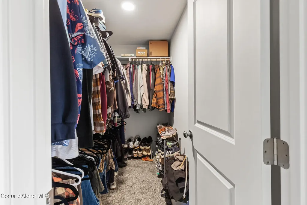 26 Discovery Way Sagle ID 83860