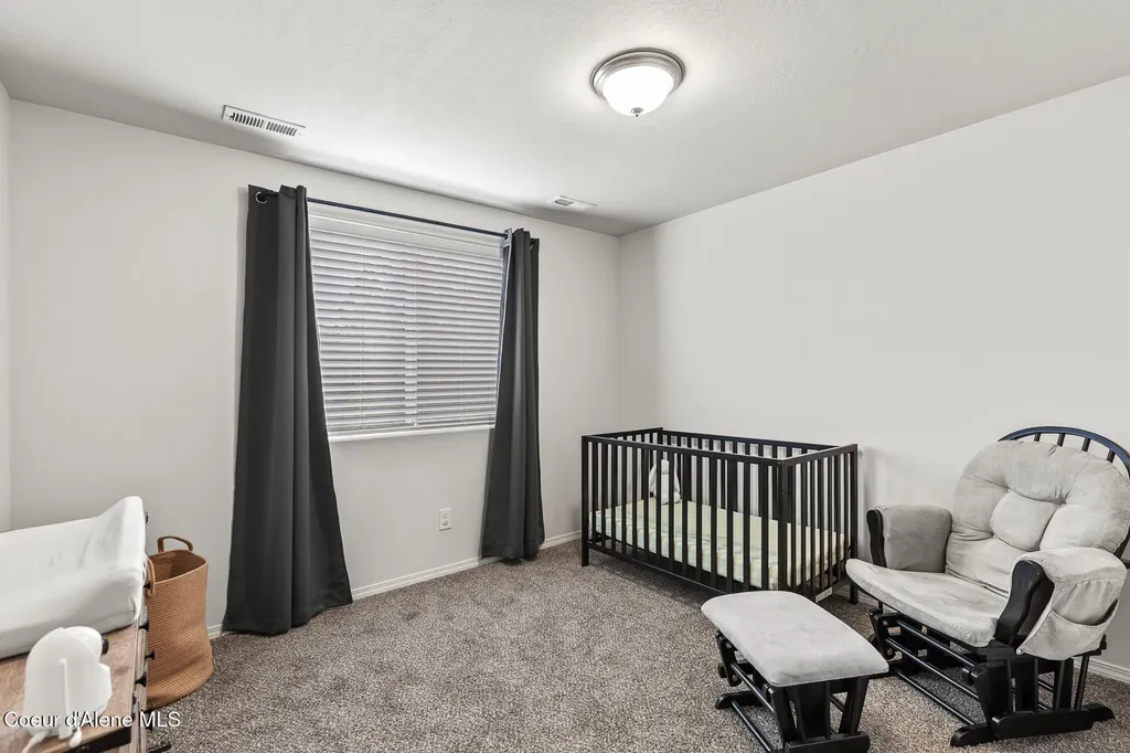 26 Discovery Way Sagle ID 83860