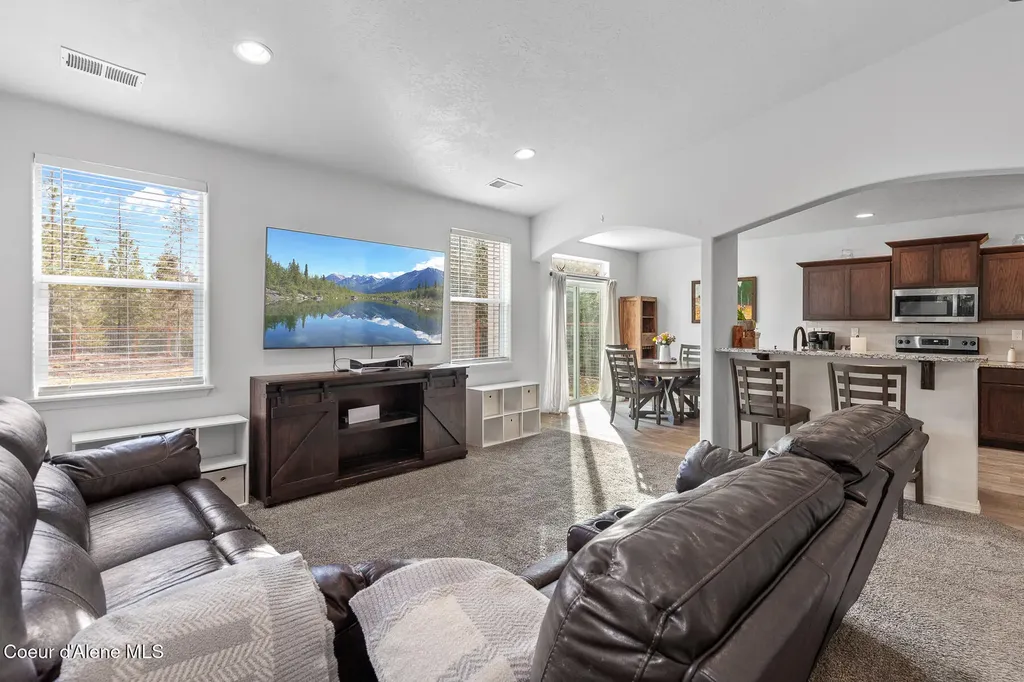 26 Discovery Way Sagle ID 83860