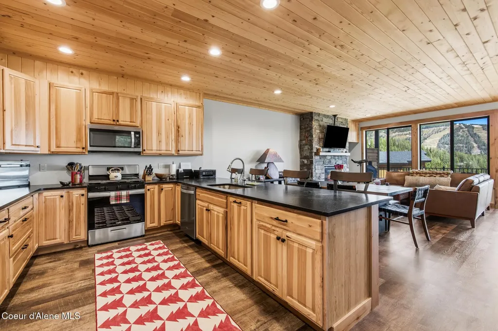 95 Harrison Lane Sandpoint ID 83864