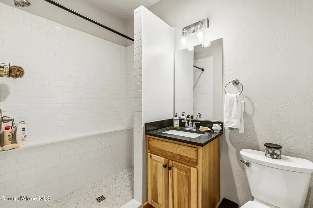 95 Harrison Lane Sandpoint ID 83864