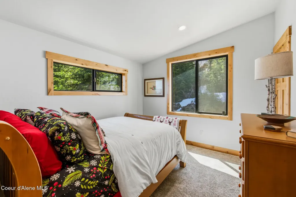 95 Harrison Lane Sandpoint ID 83864