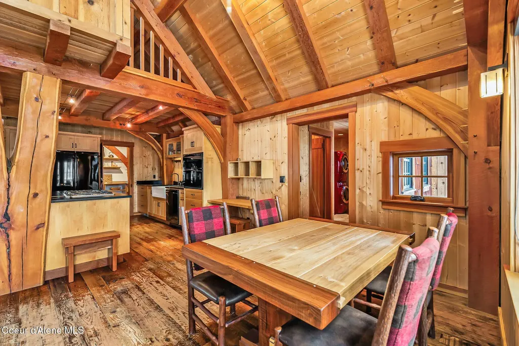 2222 Hidden Valley Road Sandpoint ID 83864