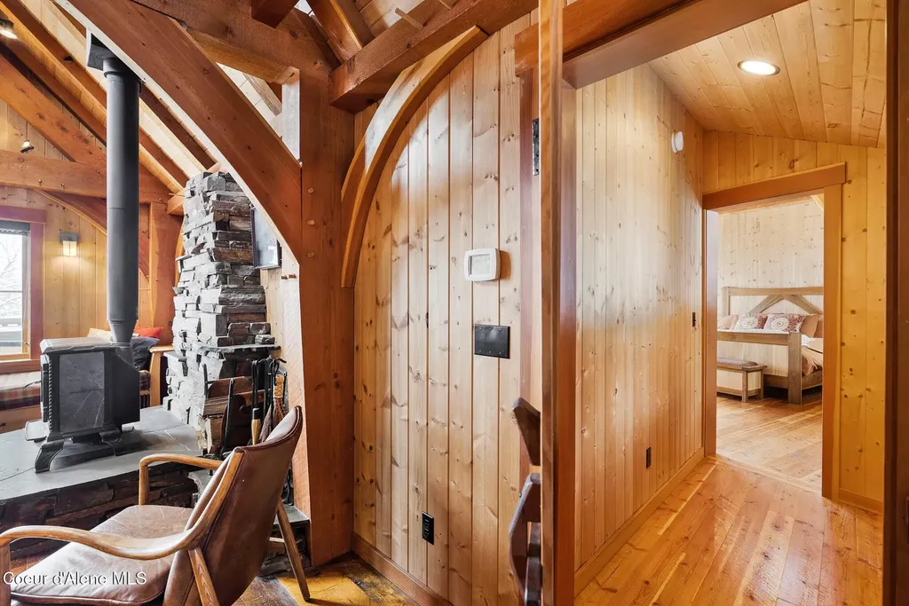 2222 Hidden Valley Road Sandpoint ID 83864
