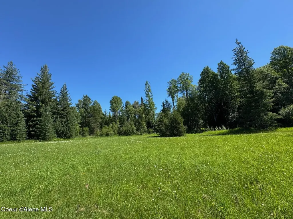 2222 Hidden Valley Road Sandpoint ID 83864