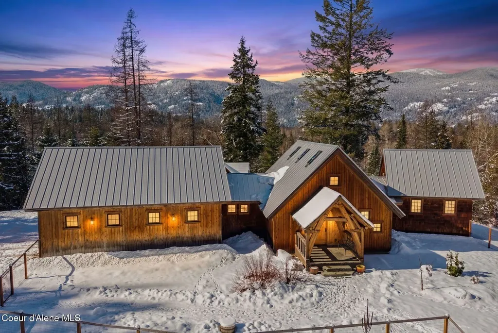 2222 Hidden Valley Road Sandpoint ID 83864