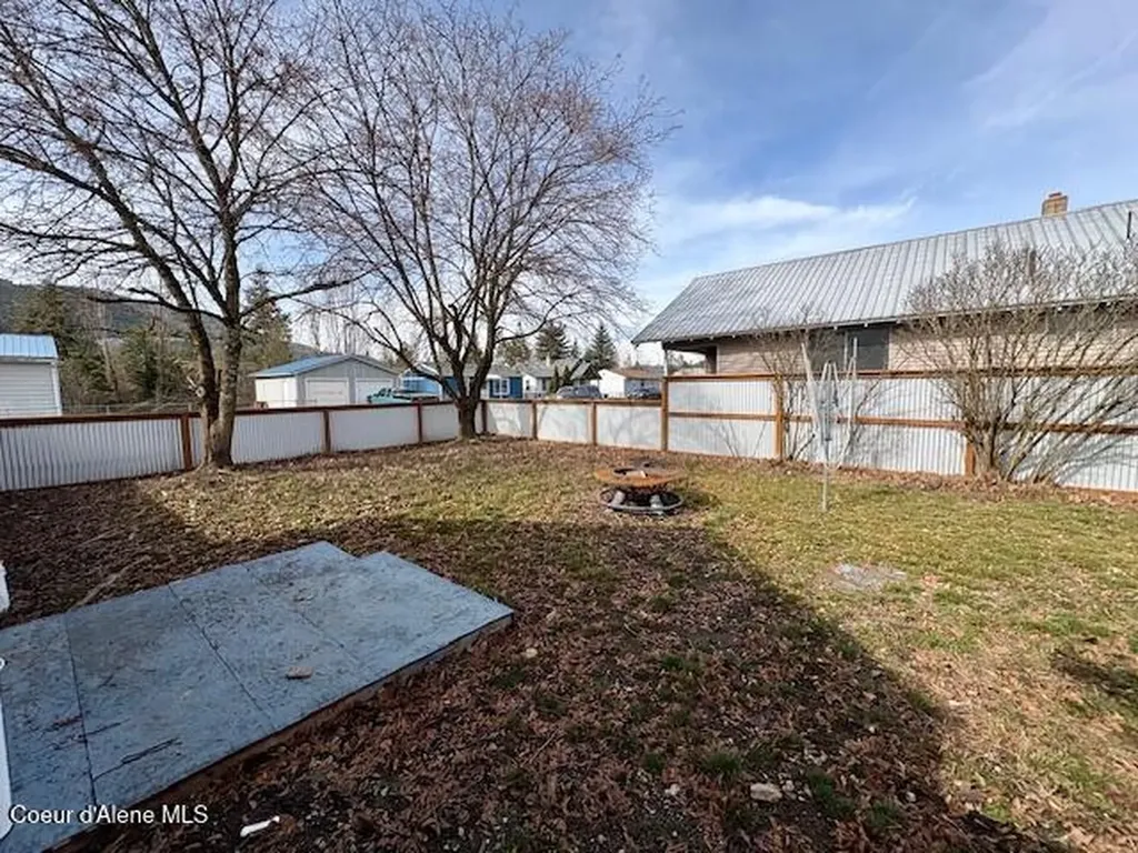 204 N Chestnut Street Kellogg ID 83837