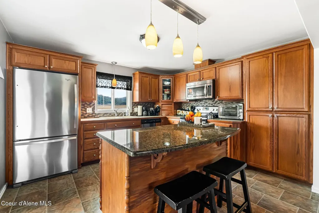 331 15th Street Plummer ID 83851