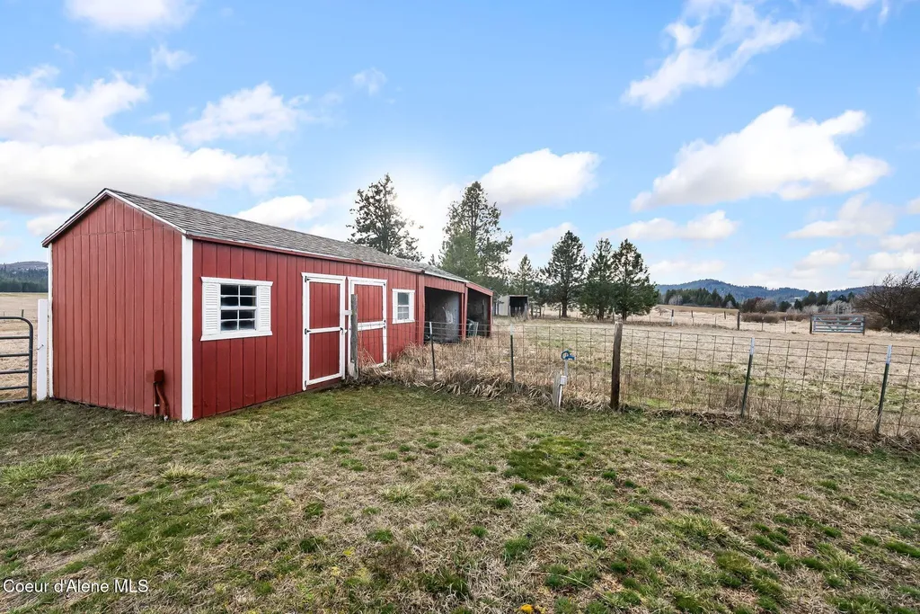 331 15th Street Plummer ID 83851