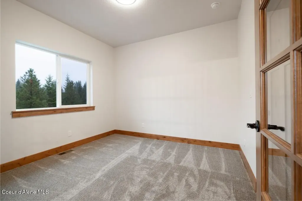 10104 N Hubble Street Hayden ID 83835