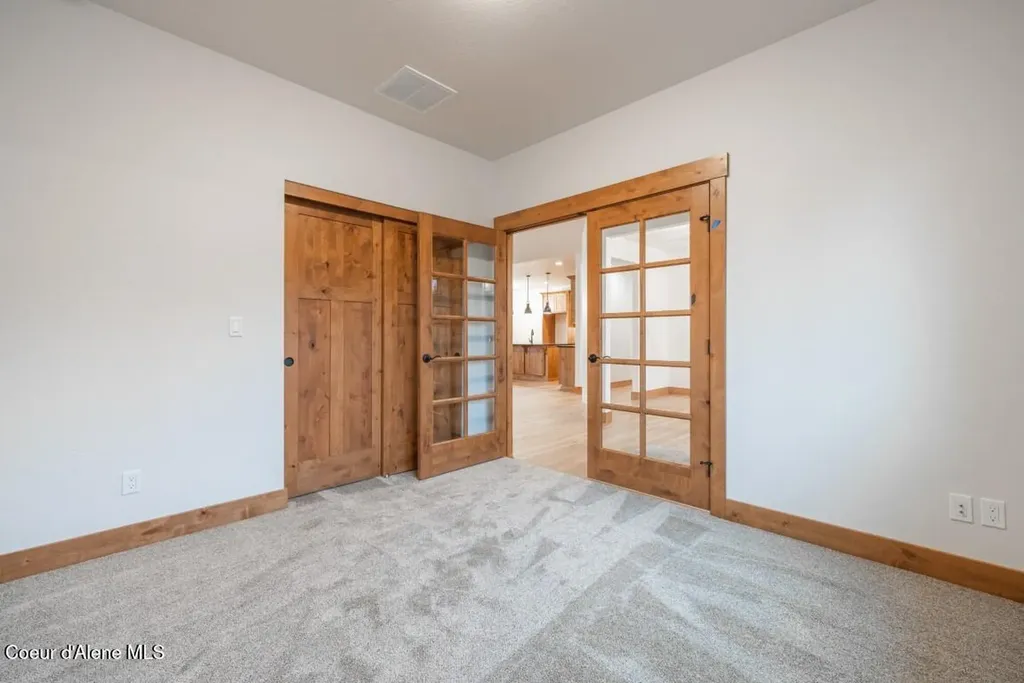 10104 N Hubble Street Hayden ID 83835