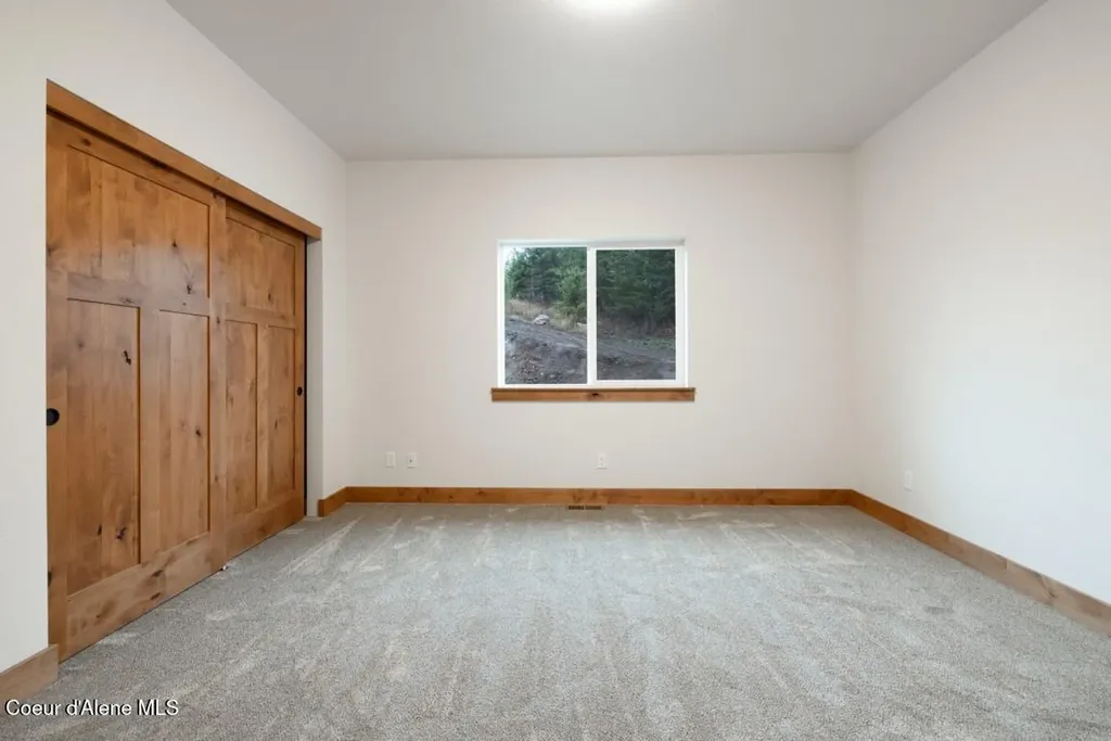 10104 N Hubble Street Hayden ID 83835
