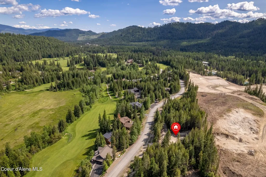 60 Suncrest Lane Priest Lake ID 83856