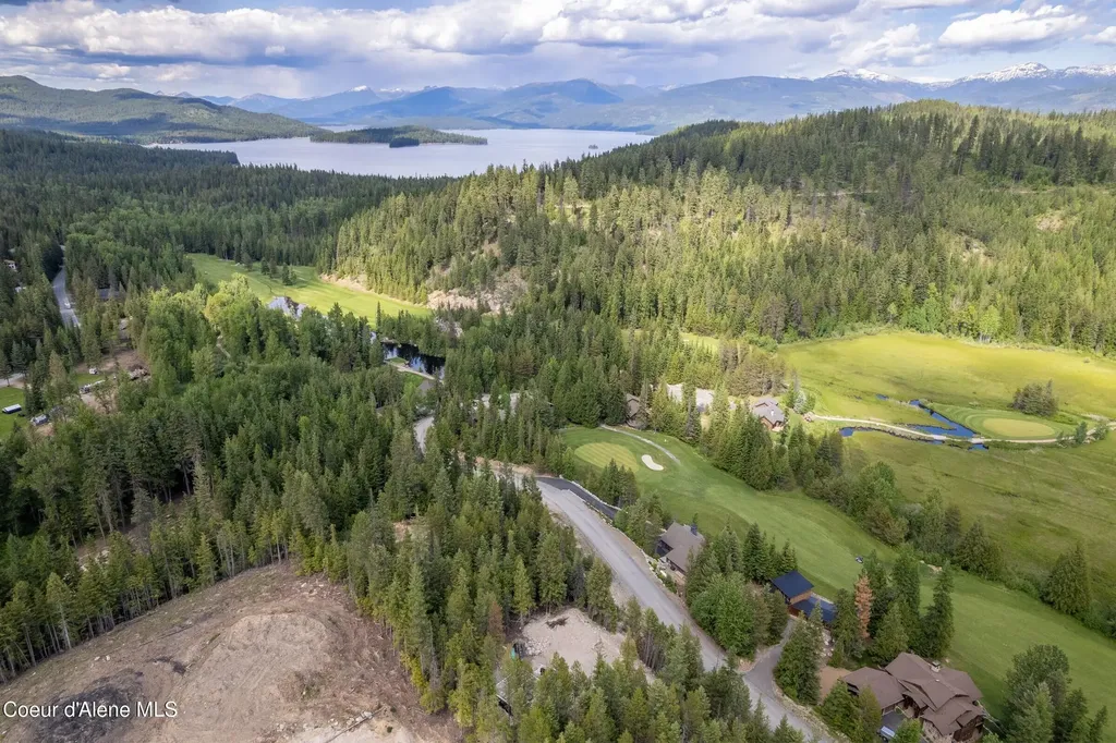 60 Suncrest Lane Priest Lake ID 83856
