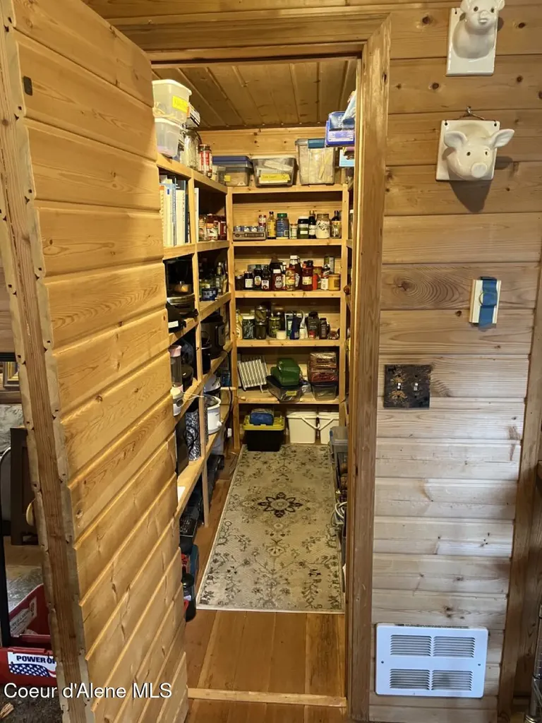 128 Quill Drive Priest River ID 83856