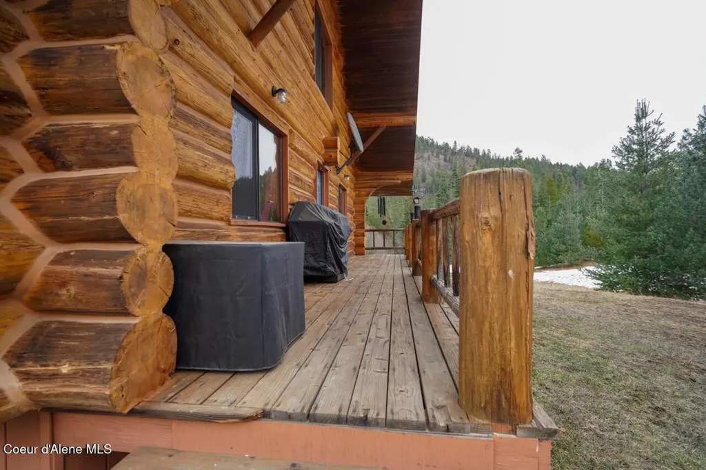128 Quill Drive Priest River ID 83856
