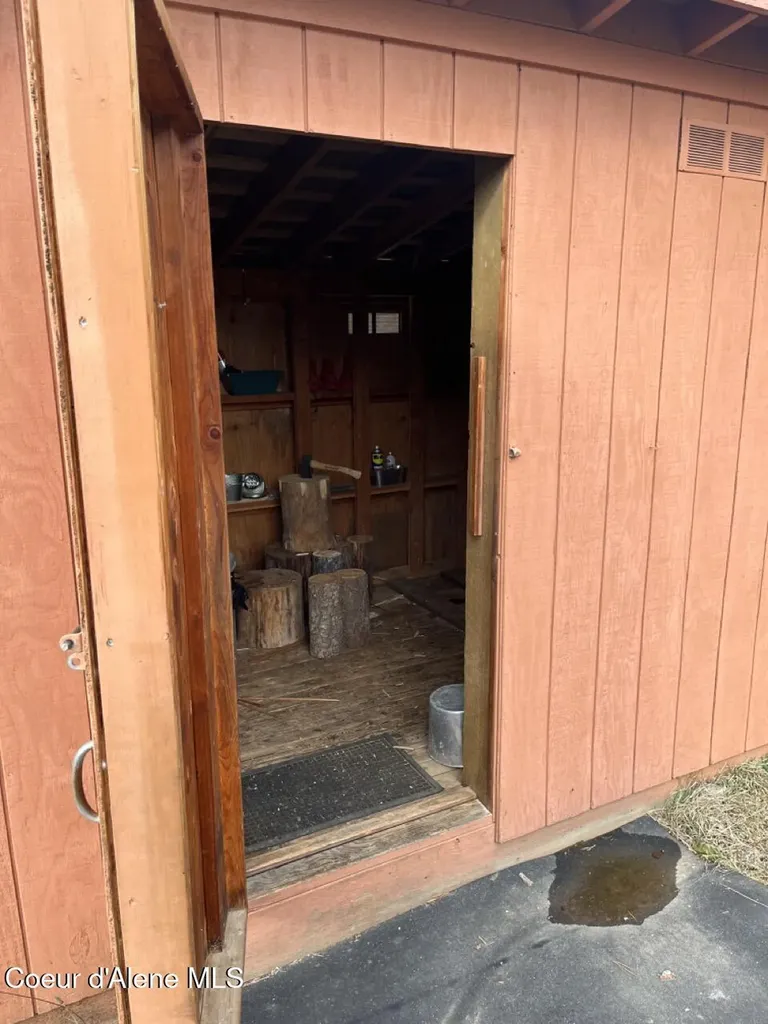 128 Quill Drive Priest River ID 83856