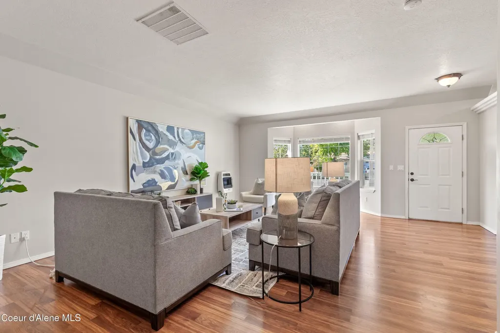 9088 N Orange Blossom Court Hayden ID 83835