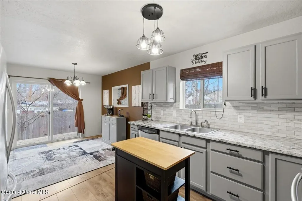 1210 Main Street Sandpoint ID 83864