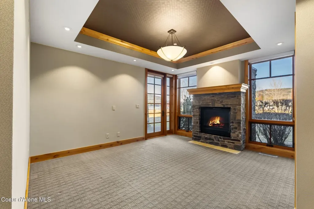 651 Dover Bay Parkway Dover ID 83825