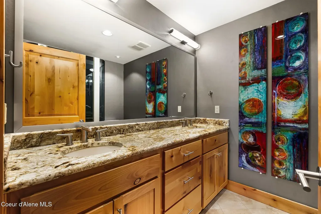 651 Dover Bay Parkway Dover ID 83825
