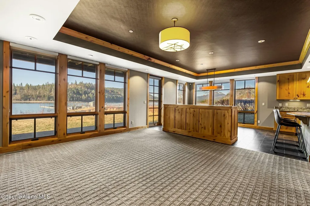 651 Dover Bay Parkway Dover ID 83825