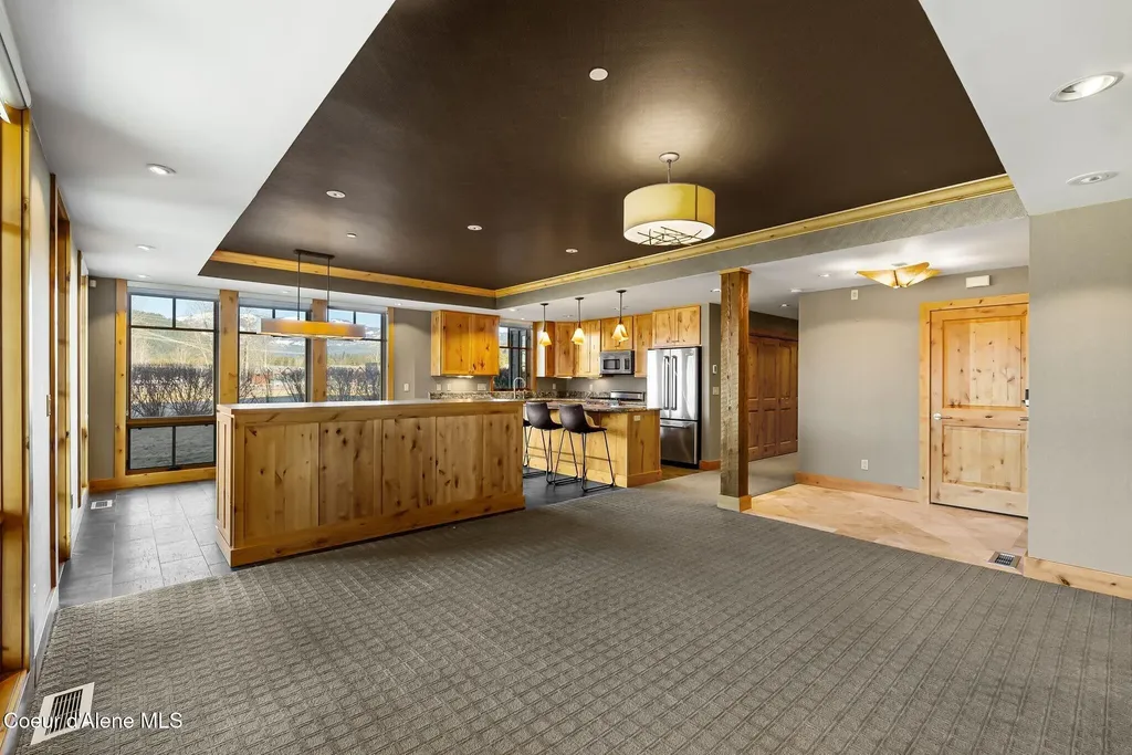651 Dover Bay Parkway Dover ID 83825