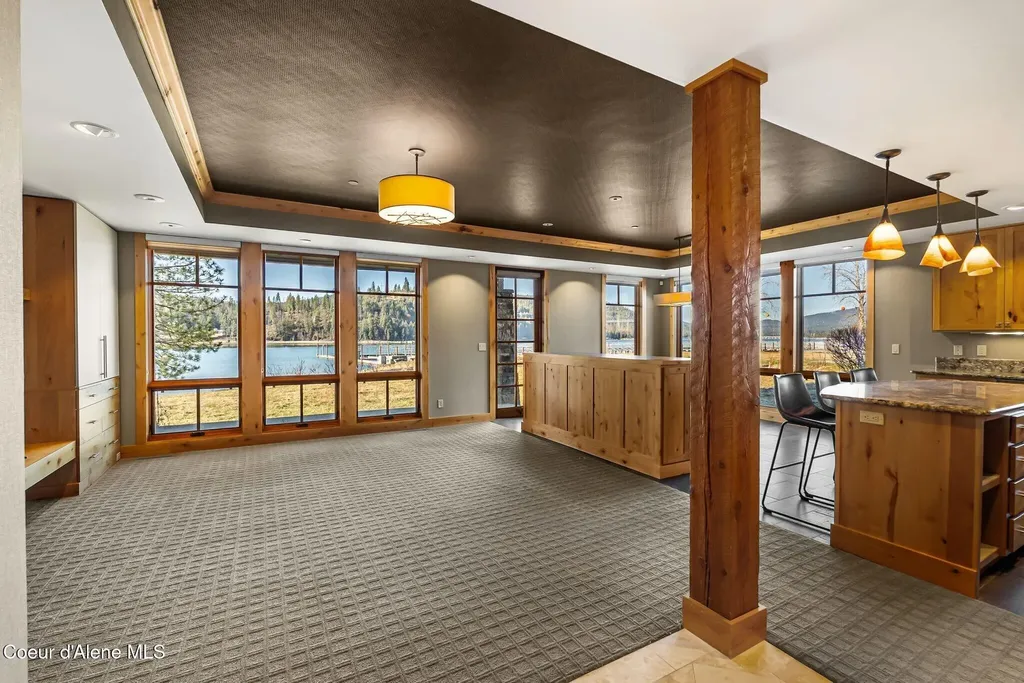 651 Dover Bay Parkway Dover ID 83825
