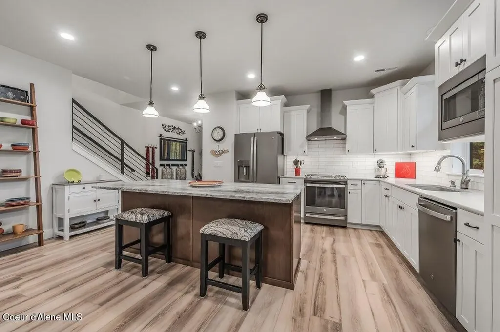 891 Ames Way Dover ID 83825