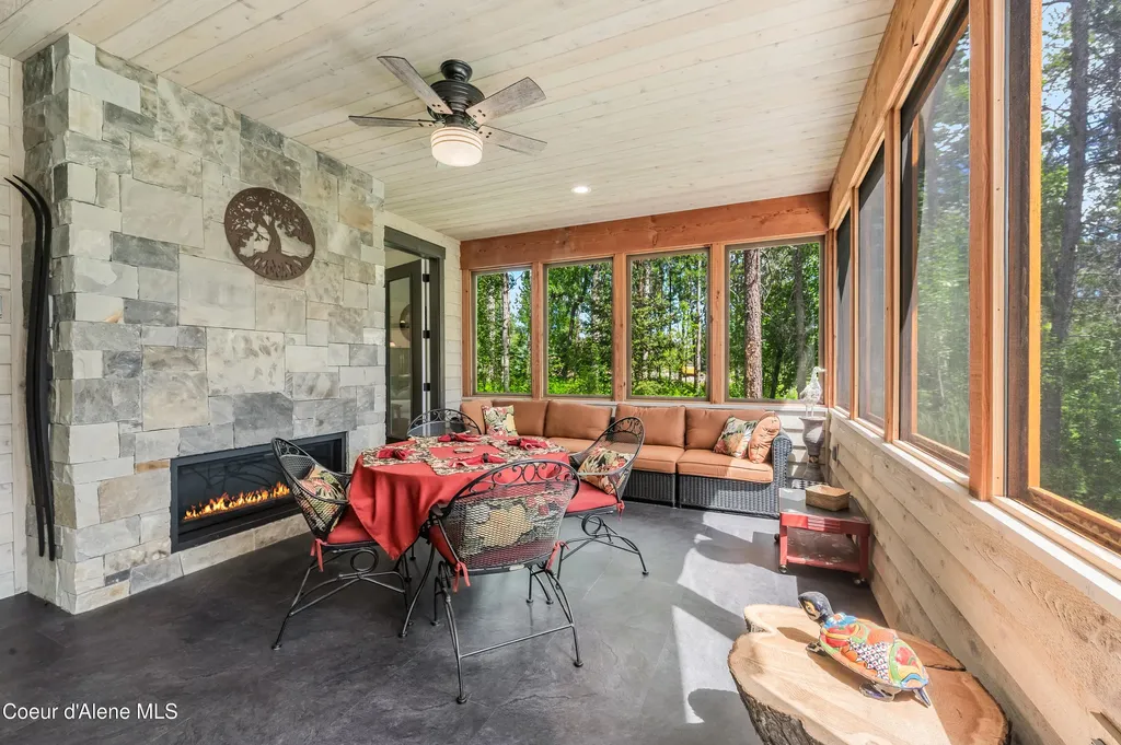 891 Ames Way Dover ID 83825