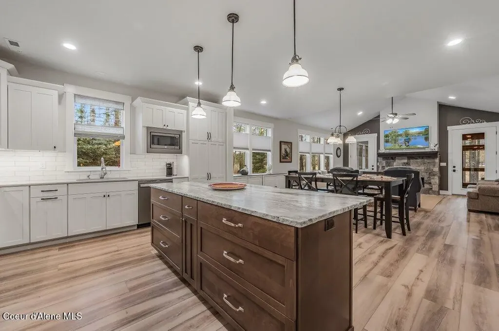 891 Ames Way Dover ID 83825