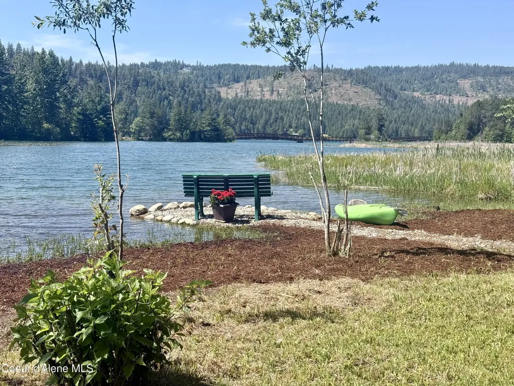 891 Ames Way Dover ID 83825