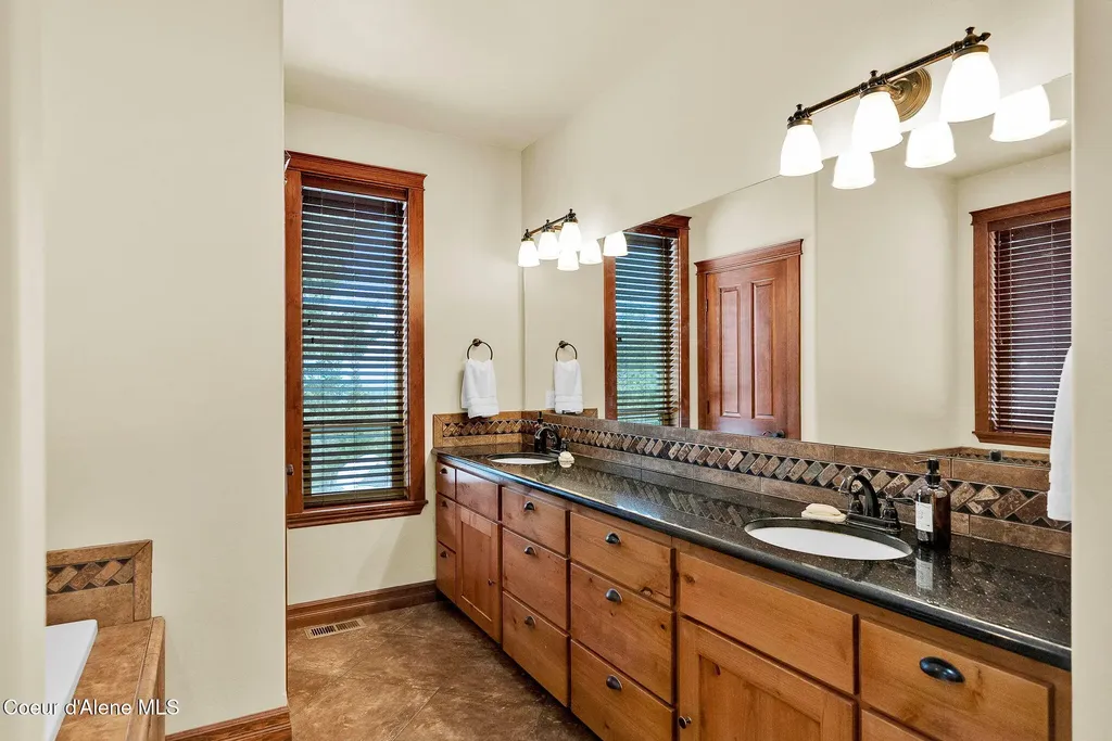 558 Grouse Hill Road Bonners Ferry ID 83805