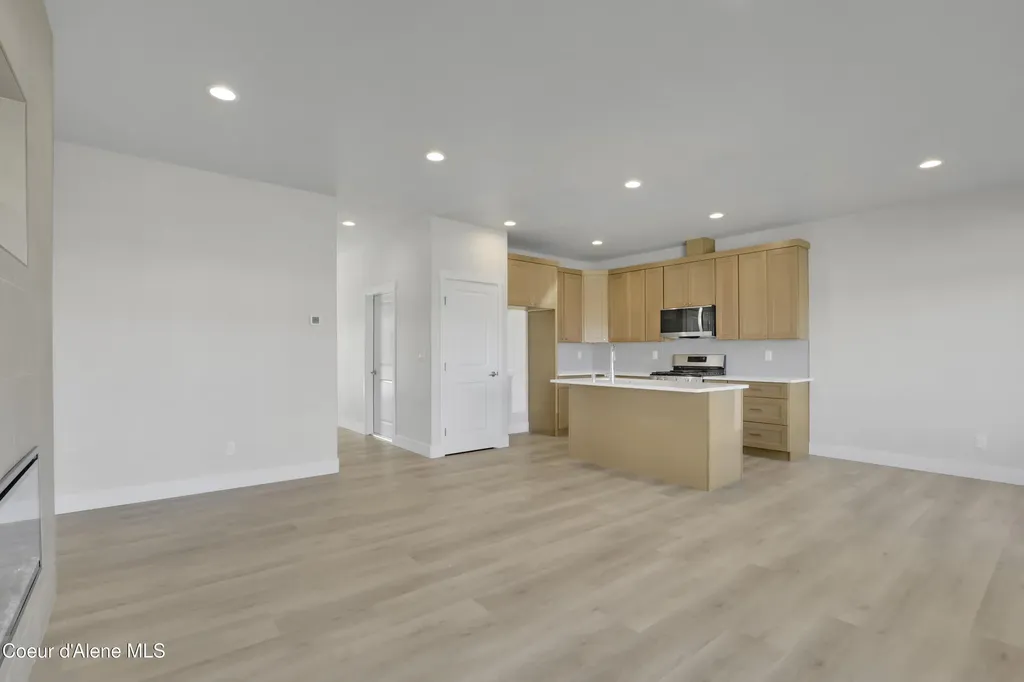 749 N Creative Way (lot 4) Post Falls ID 83854