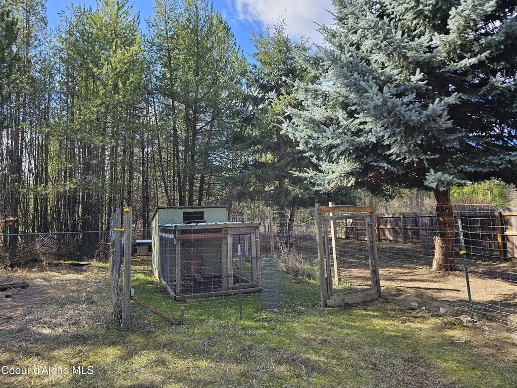 16649 N Sitka Road Rathdrum ID 83858