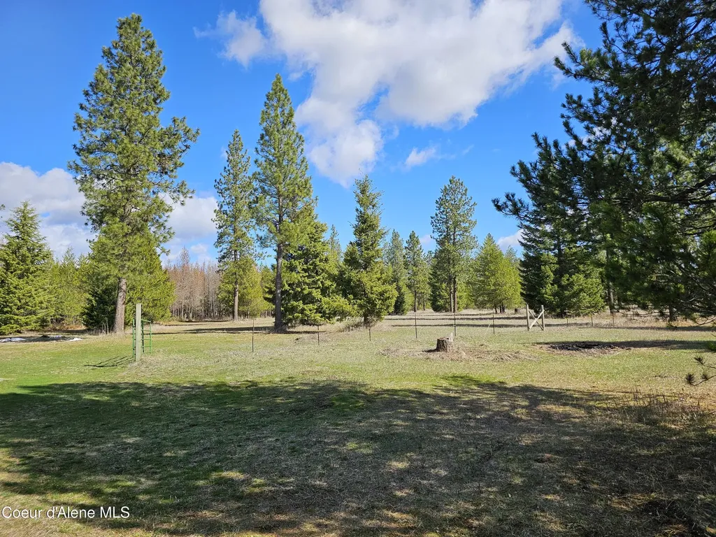 16649 N Sitka Road Rathdrum ID 83858