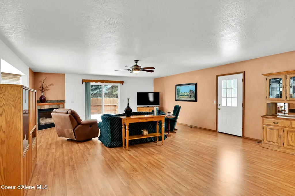 16649 N Sitka Road Rathdrum ID 83858
