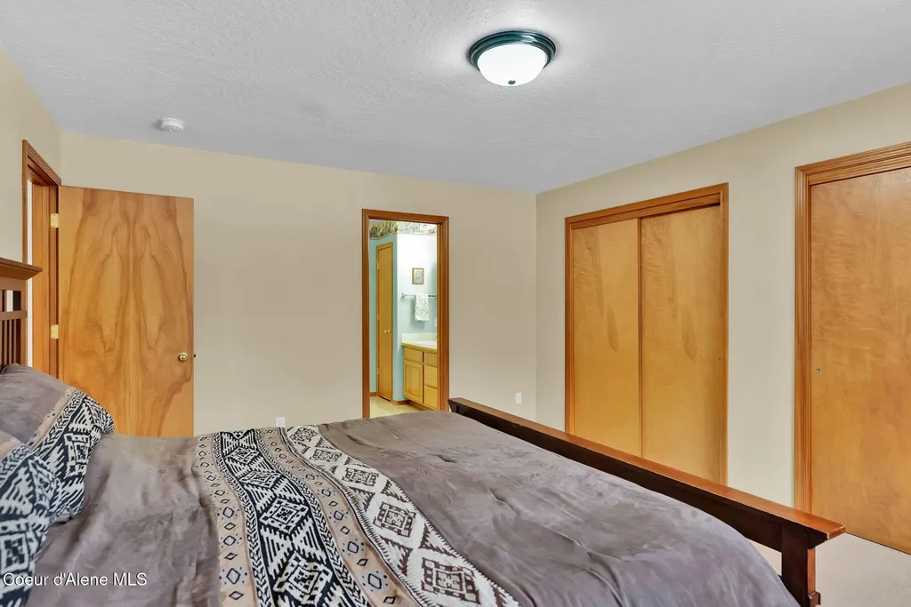 16649 N Sitka Road Rathdrum ID 83858