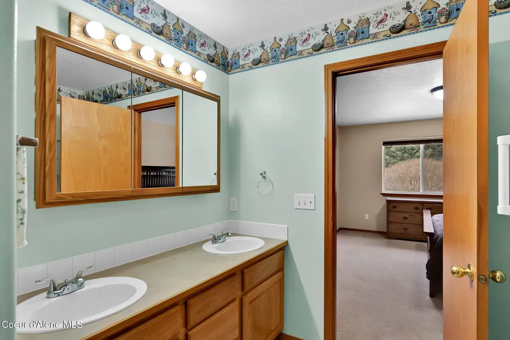 16649 N Sitka Road Rathdrum ID 83858