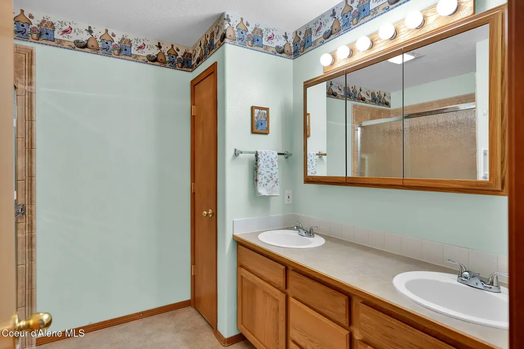 16649 N Sitka Road Rathdrum ID 83858