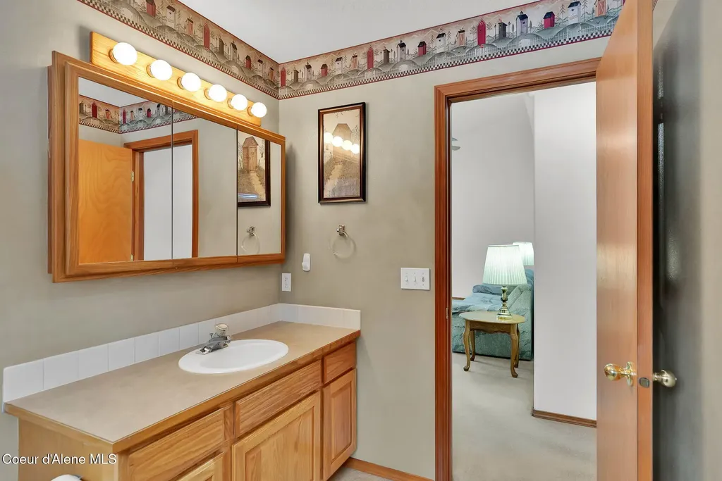 16649 N Sitka Road Rathdrum ID 83858