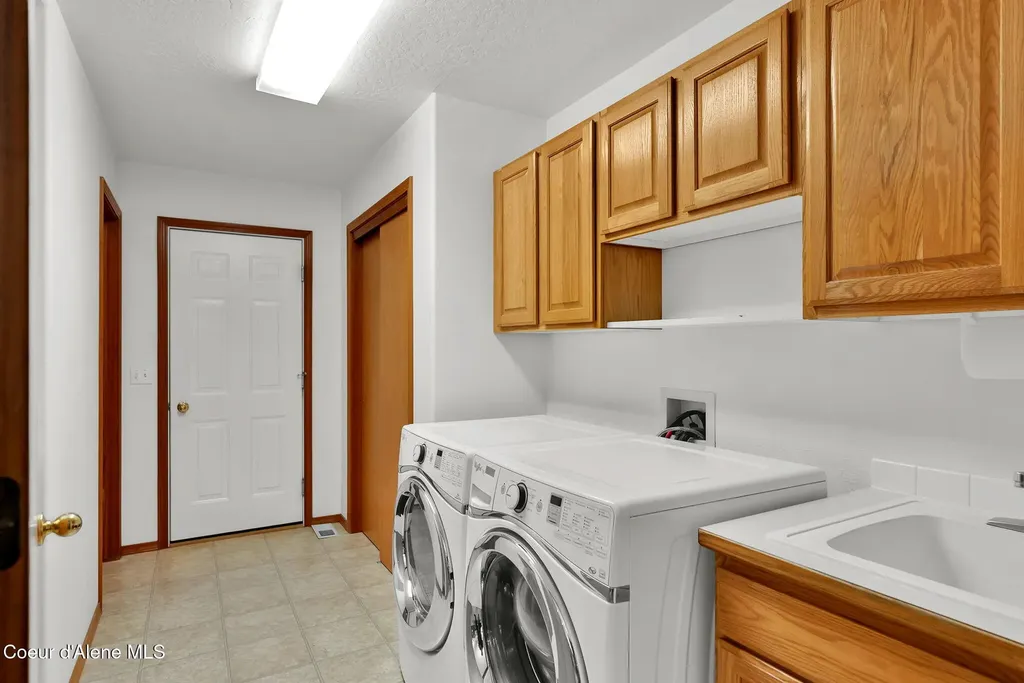 16649 N Sitka Road Rathdrum ID 83858