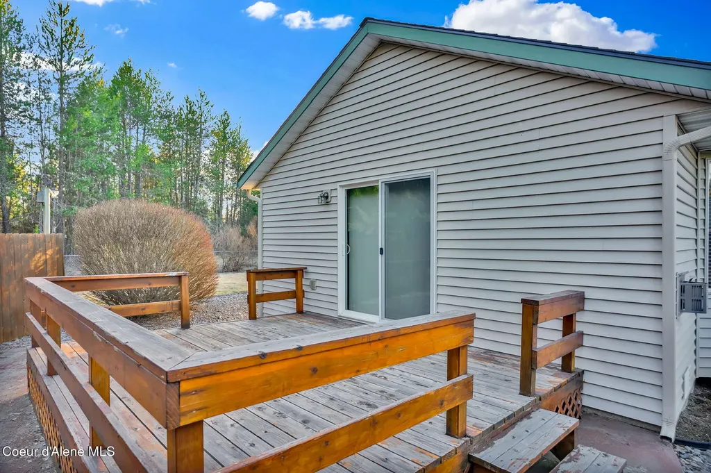 16649 N Sitka Road Rathdrum ID 83858
