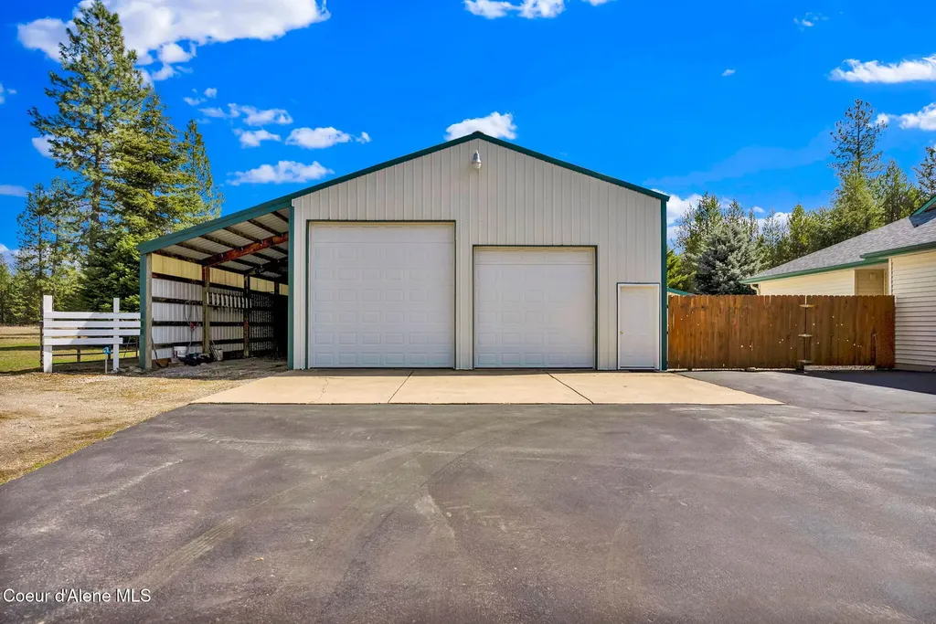 16649 N Sitka Road Rathdrum ID 83858