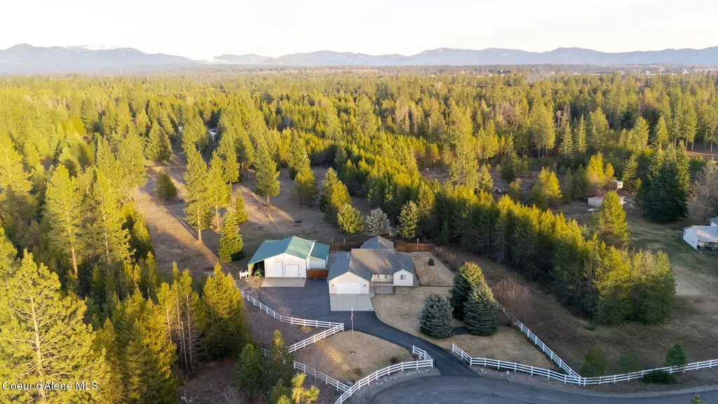 16649 N Sitka Road Rathdrum ID 83858